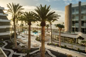 Hotel Plus Fariones